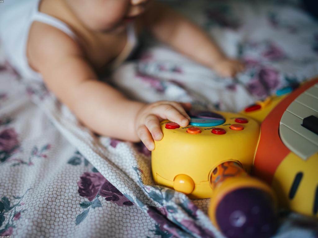 យុទ្ធសាស្ត្រការលេង: បង្កើតបទពិសោធន៍ល្អសម្រាប់ក្មេងៗ